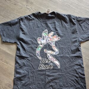 Her Buck Gray Fruit of the Loom T-Shirt size L. NWT